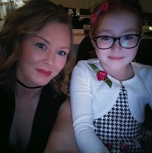 Meet your Posher, Claire